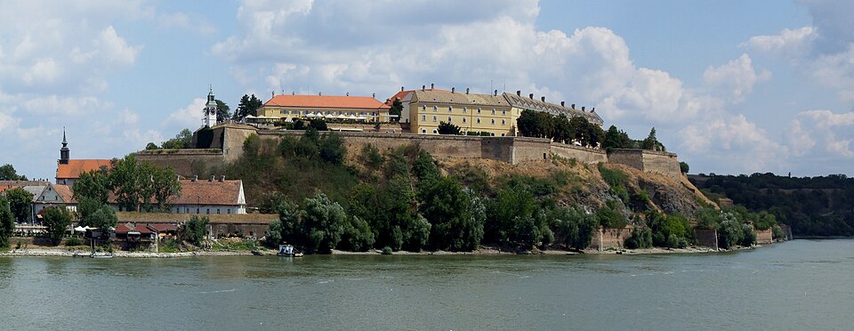 Péterváradi vár